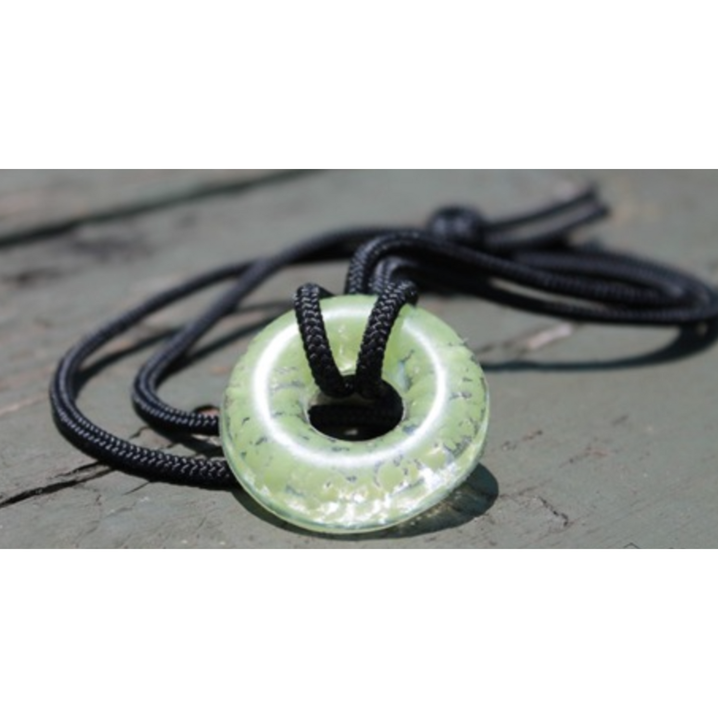UVPaqlite UVO Blue Necklace